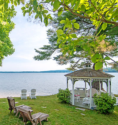New Hampshire Bed and Breakfast Inn - The Lake House at Ferry Point Inn